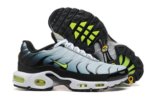 Les baskets Nike Air Max Drift allient un style innovant et un confort exceptionnel. design avant-gardiste.pas cher. Le moins cher.