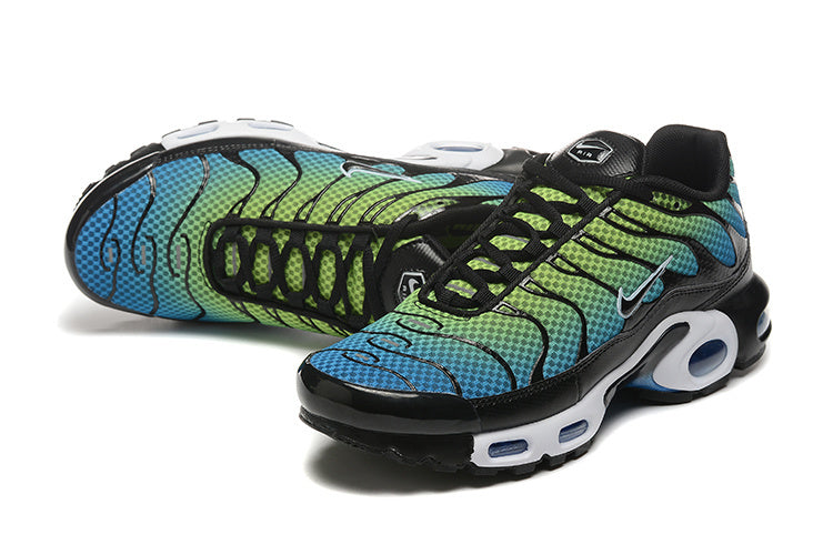 Les  Baskets Nike Air Max Tn incarnent un style emblématique et une performance supérieure. Pas cher. Le moin cher.