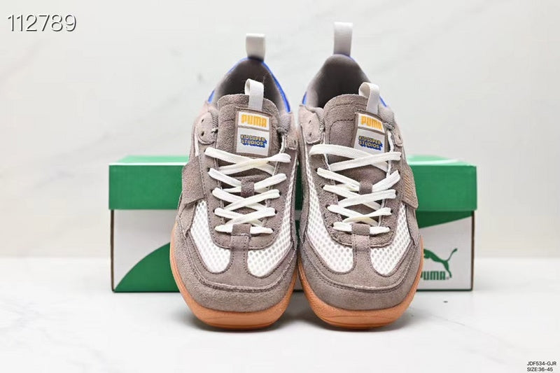 Les baskets Puma allient style et performance de manière exceptionnelle.Leur design innovant et leurs technologies avancées en font un choix idéal pour les sportifs et les amateurs de mode.