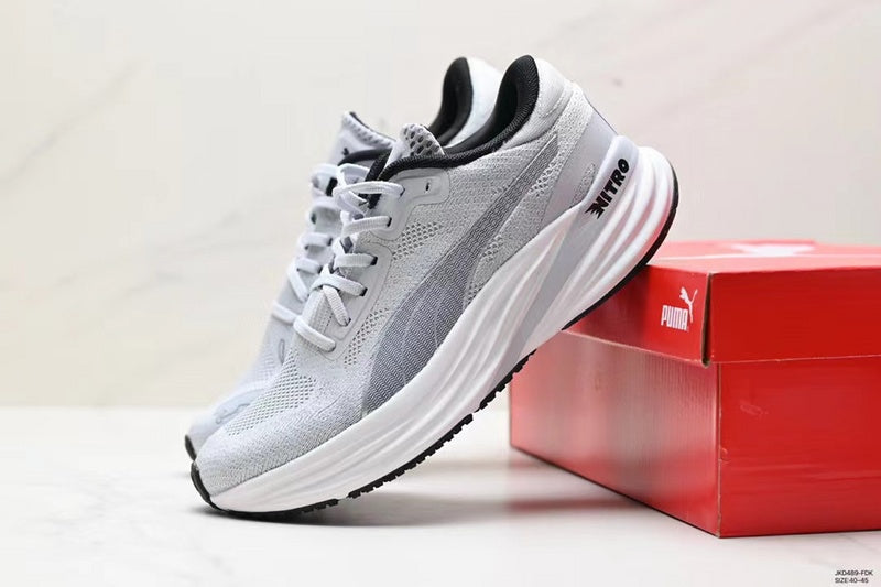 Les baskets Puma allient style exceptionnelle.Leur design exceptionnel indémodable innovant et leurs technologies pas cher. le moins cher