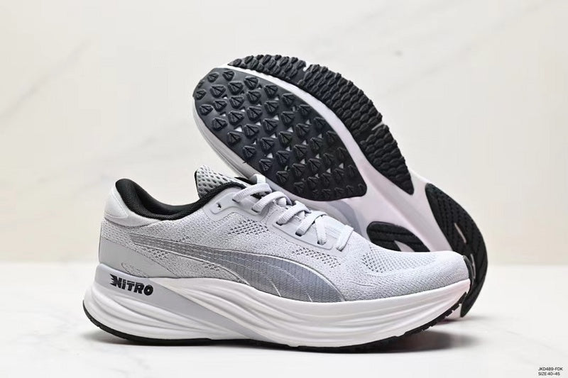 Les baskets Puma allient style exceptionnelle.Leur design exceptionnel indémodable innovant et leurs technologies pas cher. le moins cher