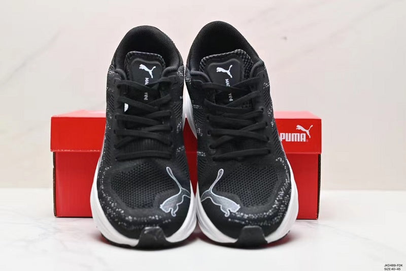 Les baskets Puma allient style exceptionnelle.Leur design exceptionnel indémodable innovant et leurs technologies pas cher. le moins cher