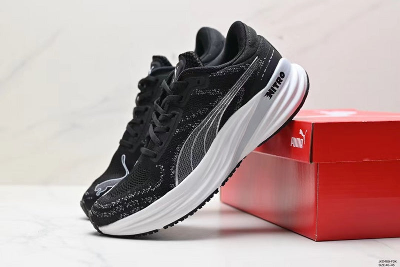 Les baskets Puma allient style exceptionnelle.Leur design exceptionnel indémodable innovant et leurs technologies pas cher. le moins cher