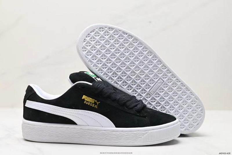 Les baskets Puma Femme se distinguent par leur style audacieux et moderne, alliant des éléments sportifs et urbains. Inspirées des tendances actuelles