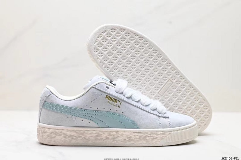 Les baskets Puma Femme se distinguent par leur style audacieux et moderne, alliant des éléments sportifs et urbains. Inspirées des tendances actuelles