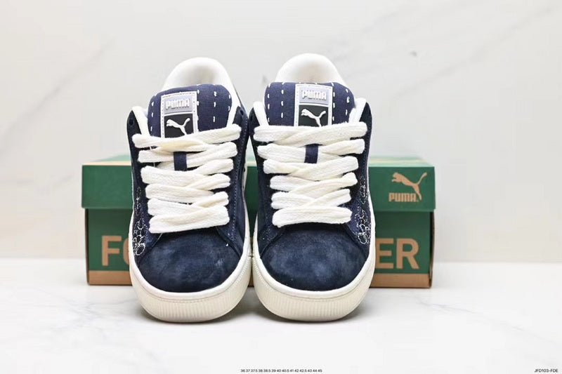 Les baskets Puma Femme se distinguent par leur style audacieux et moderne, alliant des éléments sportifs et urbains. Inspirées des tendances actuelles