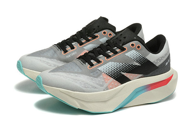 Les baskets New Balance allient style et confort. Leur design classique et leurs matériaux de haute qualité en font un choix idéal pour les amateurs de sneakers.pas cher. Le moins cher.