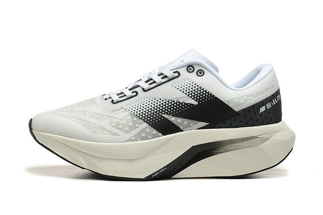 Les baskets New Balance allient style et confort. Leur design classique et leurs matériaux de haute qualité en font un choix idéal pour les amateurs de sneakers.pas cher. Le moins cher.