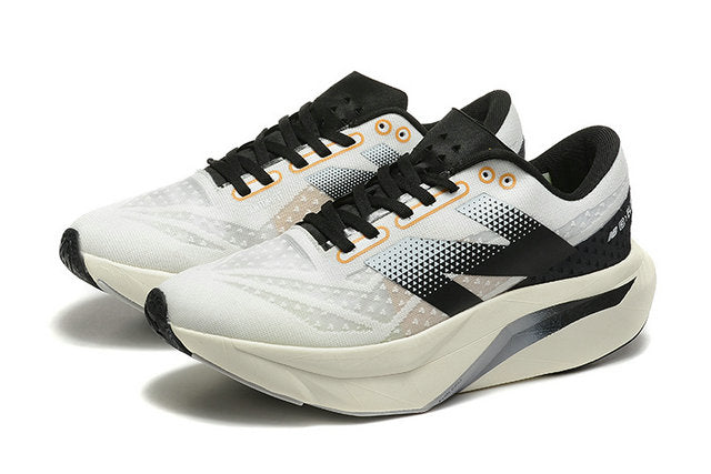 Les baskets New Balance allient style et confort. Leur design classique et leurs matériaux de haute qualité en font un choix idéal pour les amateurs de sneakers.pas cher. Le moins cher.