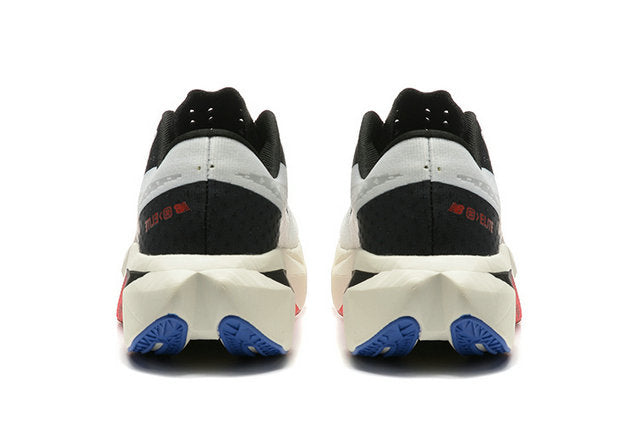 Les baskets New Balance allient style et confort. Leur design classique et leurs matériaux de haute qualité en font un choix idéal pour les amateurs de sneakers.pas cher. Le moins cher.