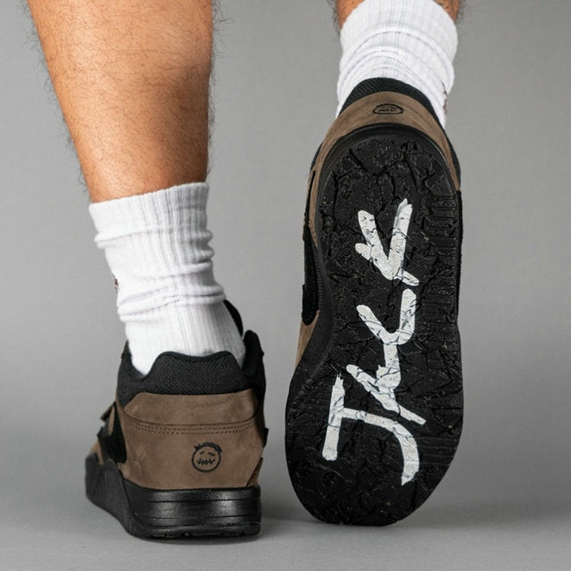 Les baskets Air Jordan 1 offrent un style iconique et une performance légendaire.
leur design emblématique .pas cher. Le moins cher.