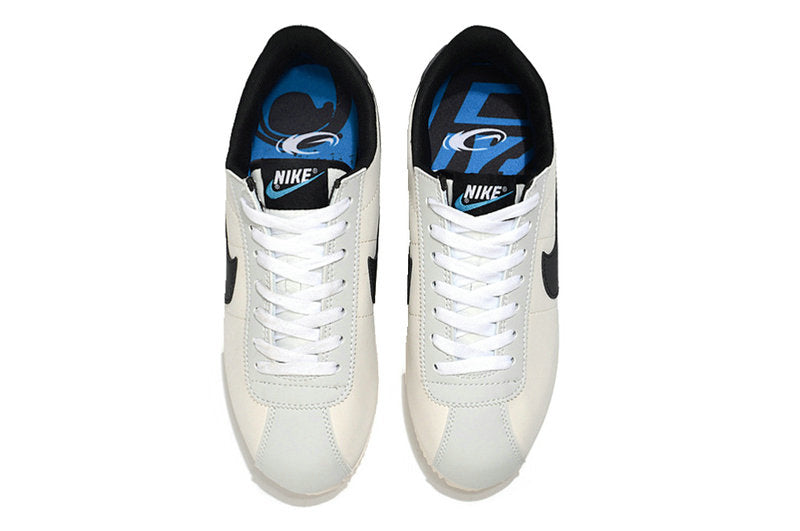Résultats de l'évolution emblématique de la ligne Nike, les baskets Nike Cortez Femme sont un témoignage de l'engagement de combiner style