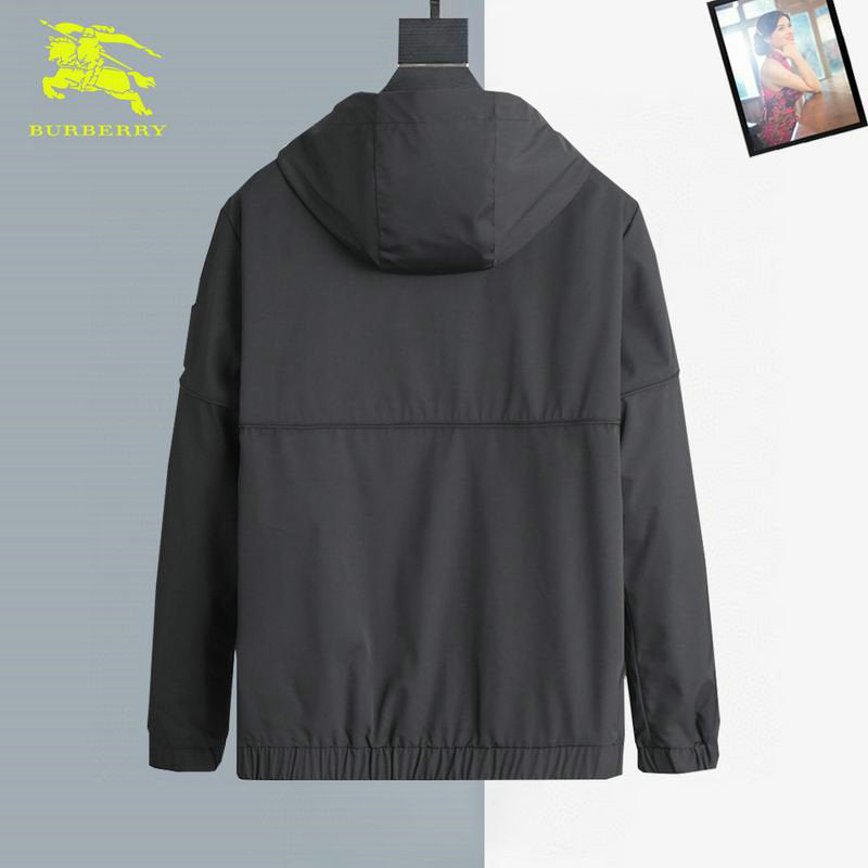 Les vestes Burberry incarnent l'élégance et la qualité, offrant une expérience exceptionnelle. Leur design raffiné et leurs matériaux de haute qualité.pas cher. Le moins cher.