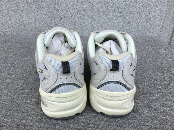 Les baskets New Balance allient style et confort. Leur design classique et leurs matériaux de haute qualité en font un choix idéal pour les amateurs de sneakers.pas cher. Le moins cher.