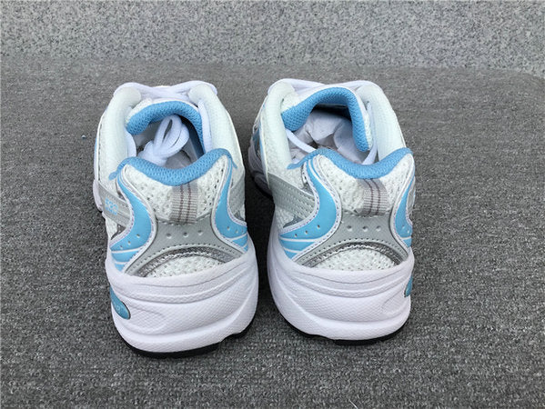 Les baskets New Balance allient style et confort. Leur design classique et leurs matériaux de haute qualité en font un choix idéal pour les amateurs de sneakers.pas cher. Le moins cher.