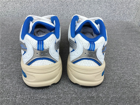 Les baskets New Balance allient style et confort. Leur design classique et leurs matériaux de haute qualité en font un choix idéal pour les amateurs de sneakers.pas cher. Le moins cher.