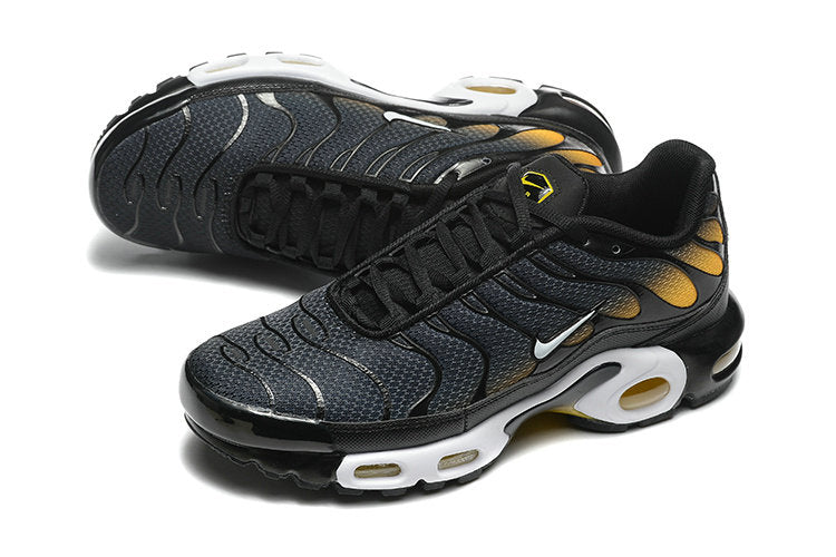 Les  Baskets Nike Air Max Tn incarnent un style emblématique et une performance supérieure. Pas cher. Le moin cher.