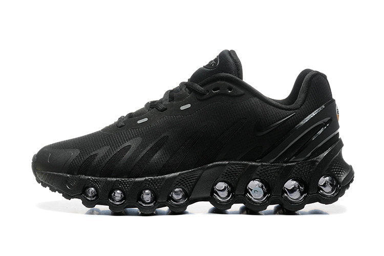 Les baskets Nike Air Max DN8 combinent innovation et design moderne pour offrir un style dynamique et une performance inégalée.pas cher . Le moins cher.