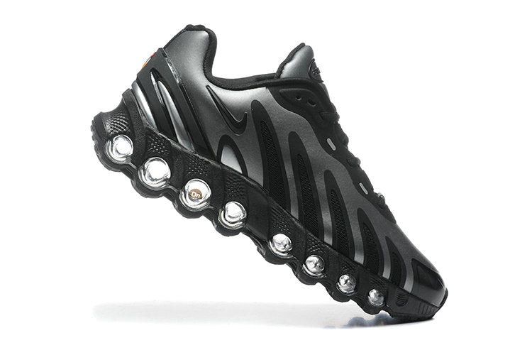 Les baskets Nike Air Max DN8 combinent innovation et design moderne pour offrir un style dynamique et une performance inégalée.pas cher . Le moins cher.