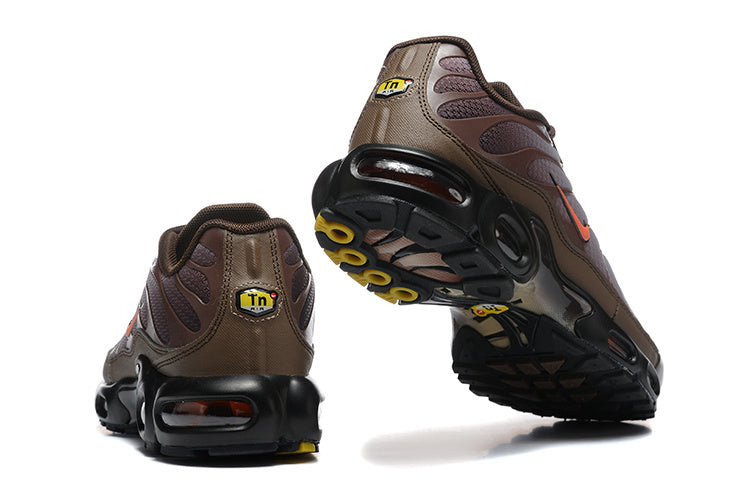 Les  Baskets Nike Air Max Tn incarnent un style emblématique et une performance supérieure. Pas cher. Le moin cher.