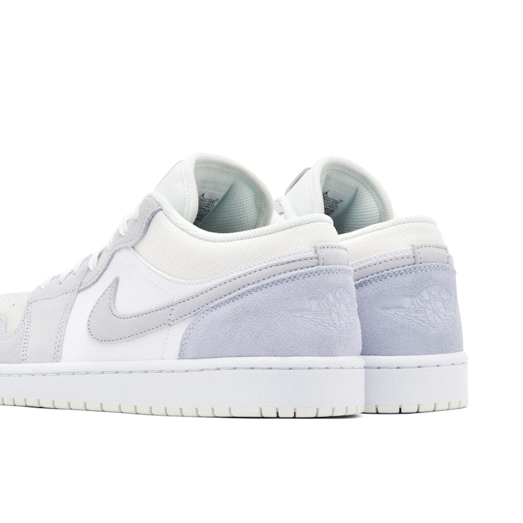 Les baskets Air Jordan 1 offrent un style iconique et une performance légendaire.
leur design emblématique .pas cher. Le moins cher.