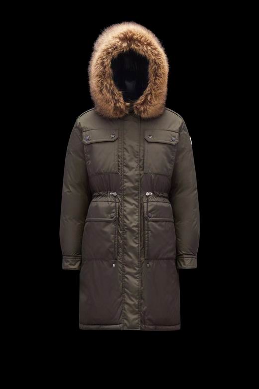 Les doudounes manteau Moncler Femme, ainsi que les Moncler Femme, incarnent un style et un raffinement incomparables.