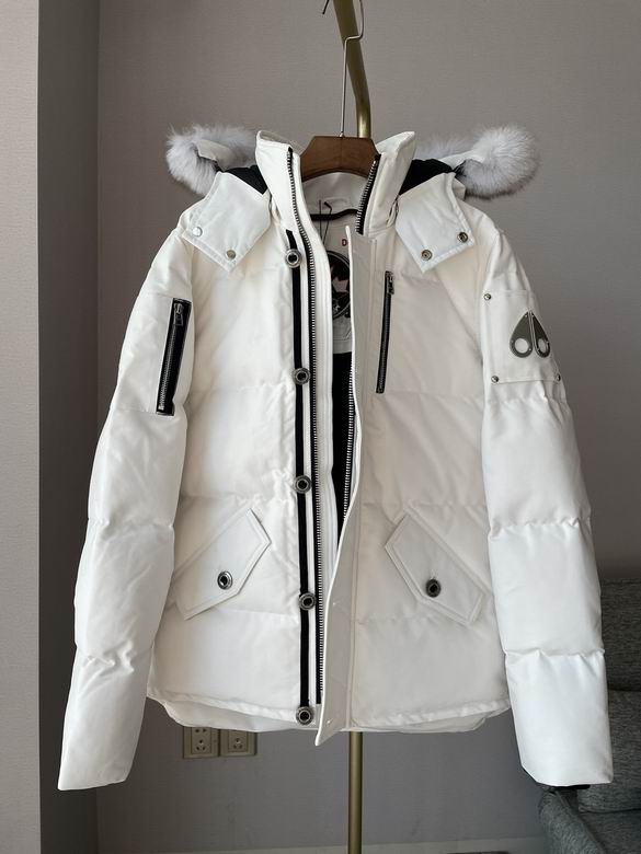 Les doudounes Moose Knuckles allient élégance et performance pour offrir une protection optimale contre le froid. Leur design sophistiqué.pas cher. Le moins cher.