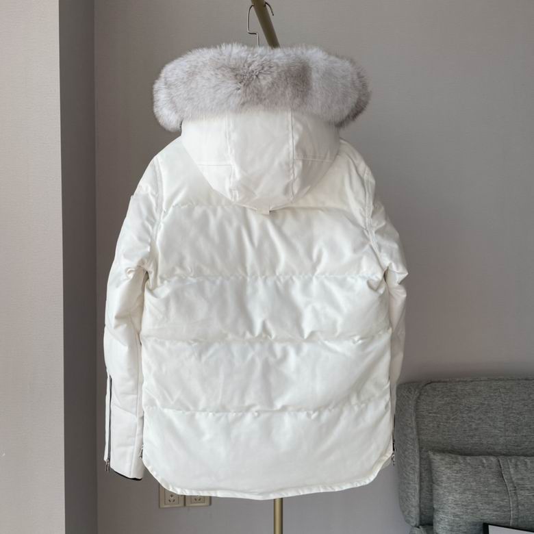 Les doudounes Moose Knuckles allient élégance et performance pour offrir une protection optimale contre le froid. Leur design sophistiqué.pas cher. Le moins cher.