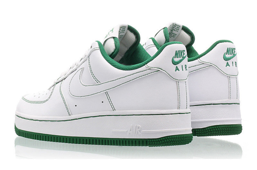 Premièrement : Les baskets Nike Air Force 1 Low femme incarnent l’alliance parfaite entre style intemporel et innovation technique.
