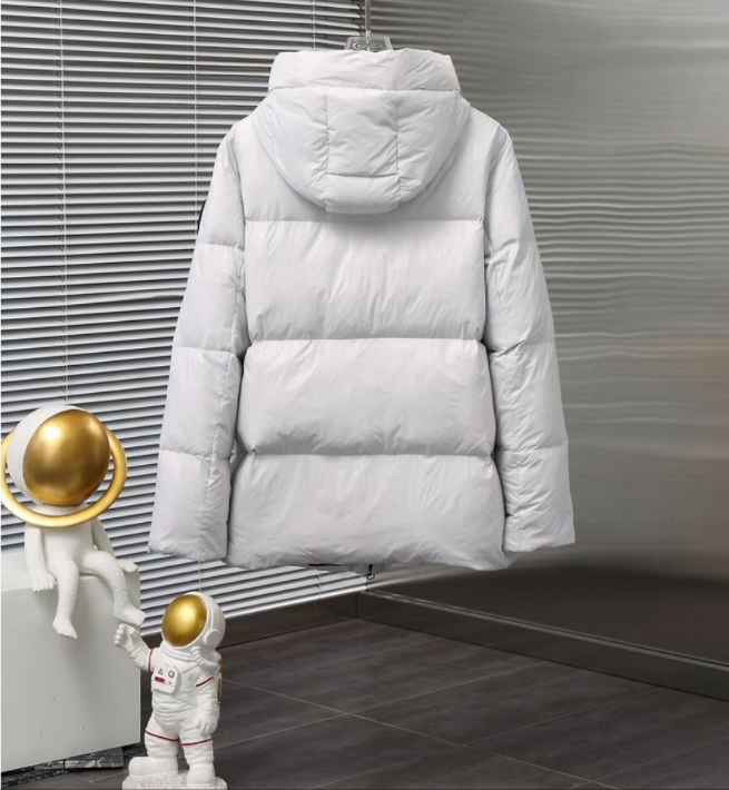 Les doudounes Canada Goose allient élégance et chaleur pour offrir une protection optimale contre le froid. Leur design sophistiqué et leurs matériaux de haute qualité. Pas cher. Le moins cher.