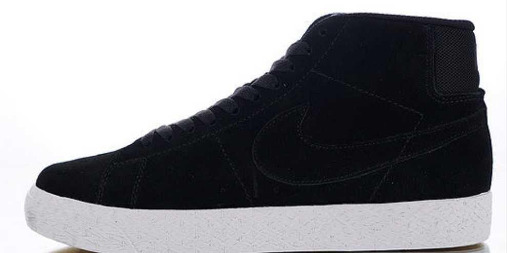 Résultats de l'évolution emblématique de la ligne Nike, les Nike Blazer Mid sont un témoignage de l'engagement de Nike à combiner style et innovation.