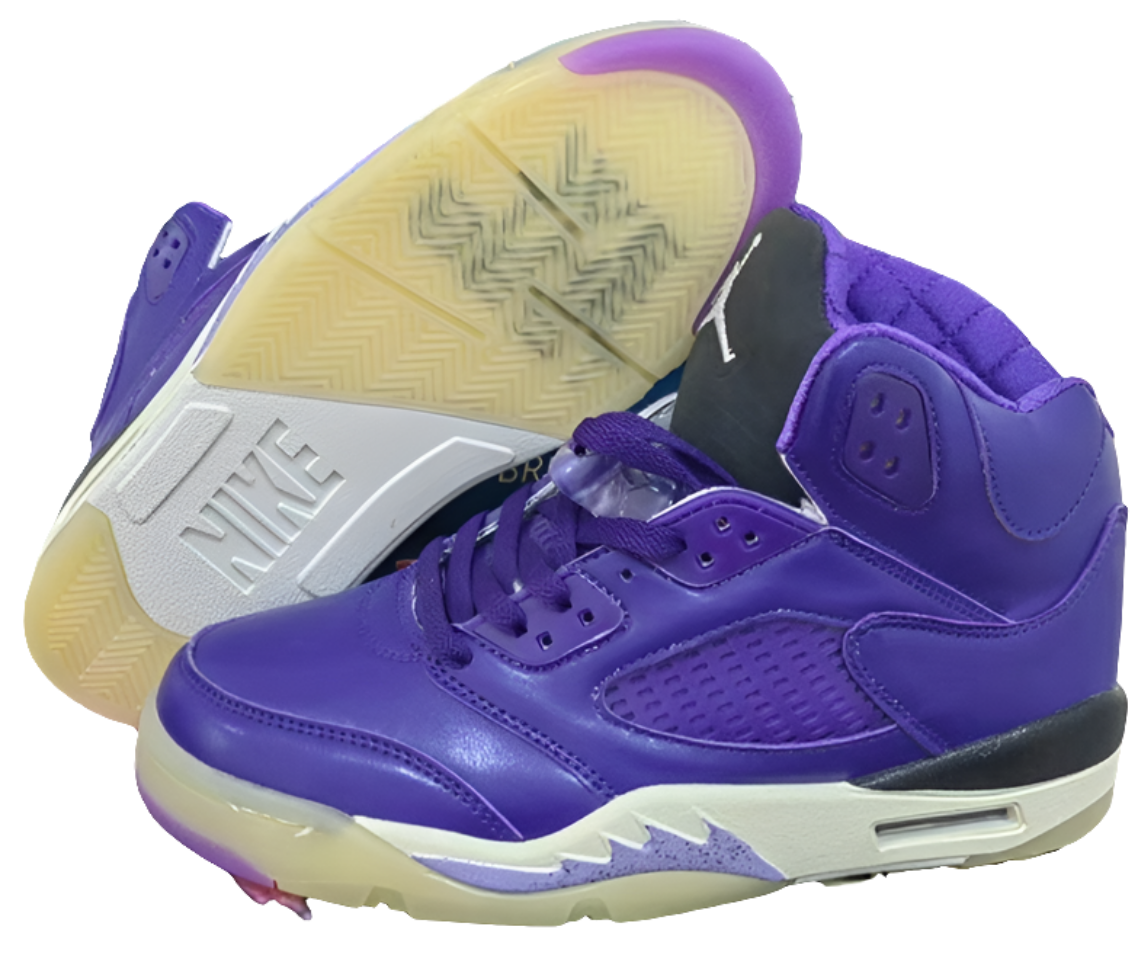 Les baskets Air Jordan 5 offrent un style audacieux et une performance exceptionnelle. leur design unique emblématique. Pas cher. Le moins cher.
