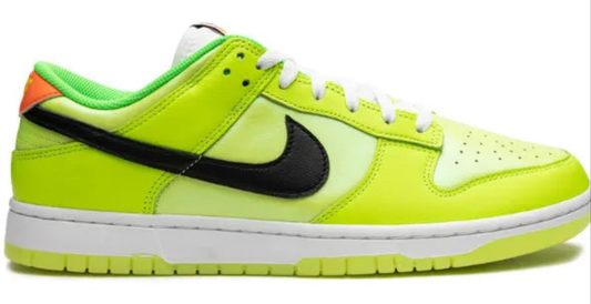 Les baskets Nike SB Dunk allient un style emblématique à un confort supérieur. Leur design légendaire et leurs matériaux de haute qualité. Pas cher.le moins cher .