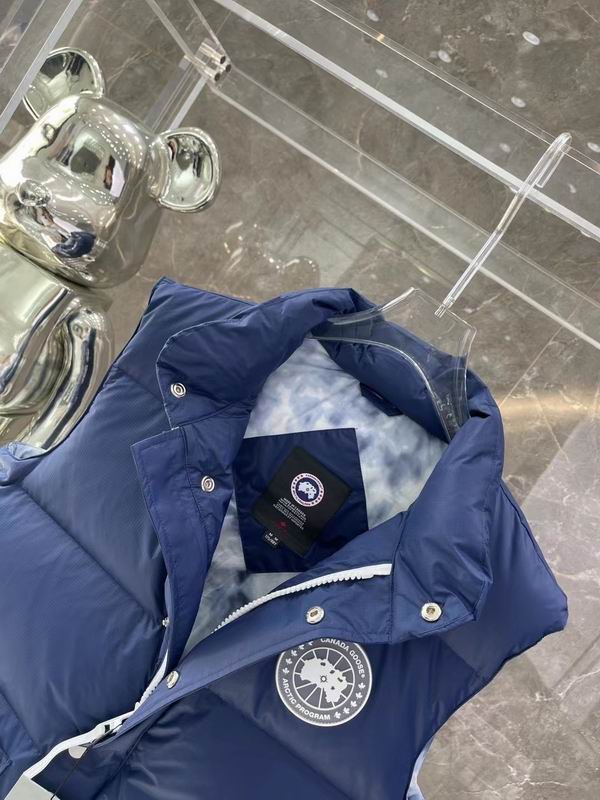 La Doudoune Canada GOOse
Résultat de l'évolution emblématique de la marque Canada G00se, la Doudoune Canada G00se