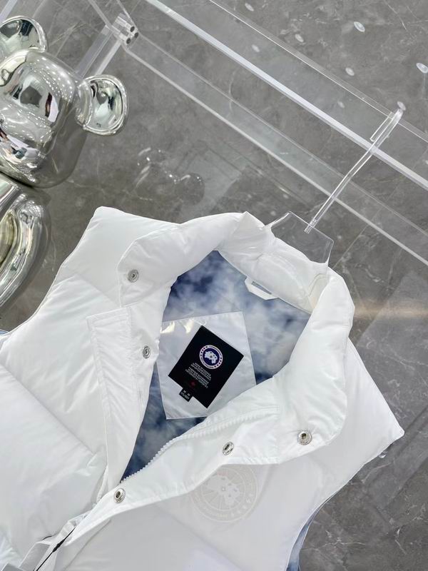 La doudoune Canada Goose Parka Femme
Résultat de l'évolution emblématique de la marque Canada Goose, la doudoune Canada Goose Parka Femme