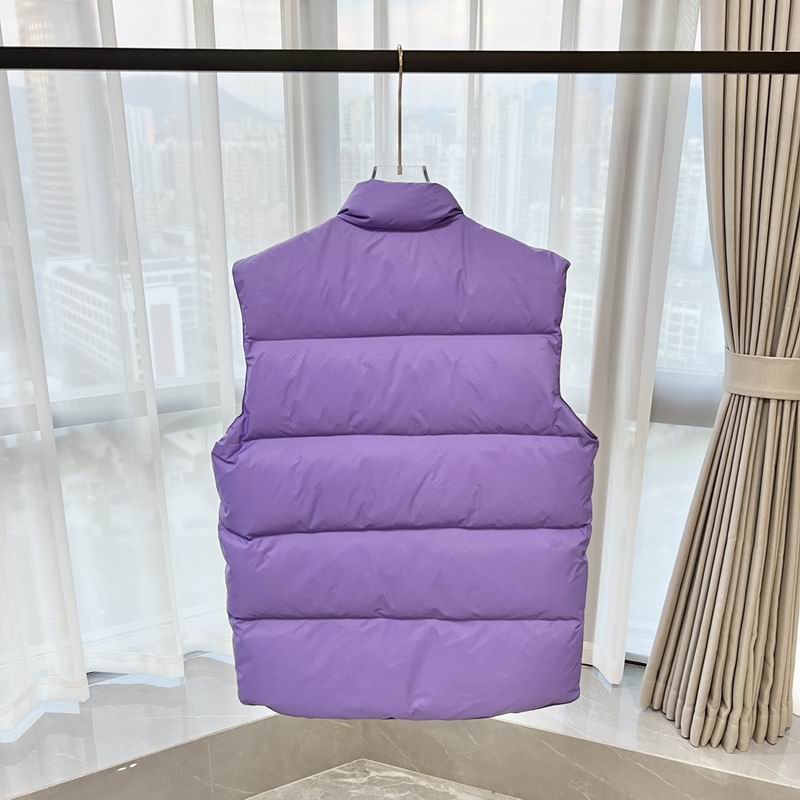 La doudoune Canada Goose Parka Femme
Résultat de l'évolution emblématique de la marque Canada Goose, la doudoune Canada Goose Parka Femme