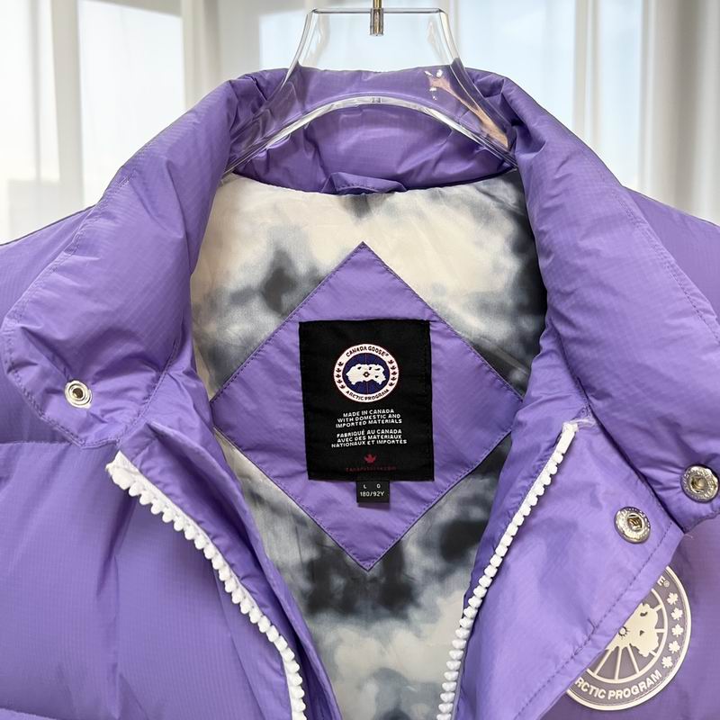 La doudoune Canada Goose Parka Femme
Résultat de l'évolution emblématique de la marque Canada Goose, la doudoune Canada Goose Parka Femme