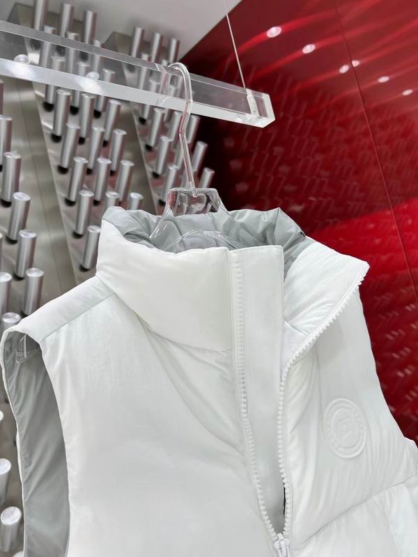 La doudoune Canada Goose Parka Femme
Résultat de l'évolution emblématique de la marque Canada Goose, la doudoune Canada Goose Parka Femme