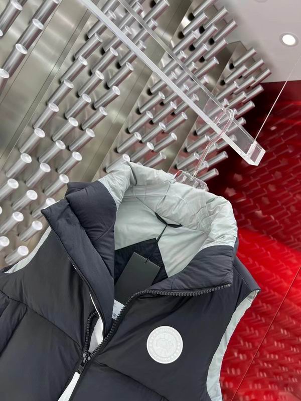 La doudoune Canada Goose Parka Femme
Résultat de l'évolution emblématique de la marque Canada Goose, la doudoune Canada Goose Parka Femme