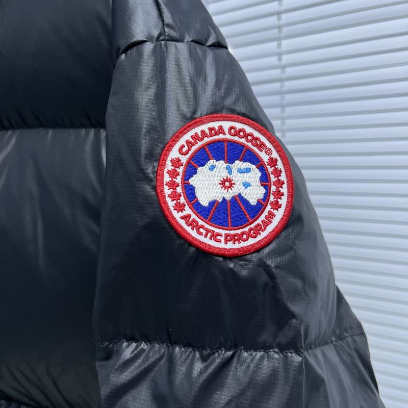 La doudoune Canada Goose Parka Femme
Résultat de l'évolution emblématique de la marque Canada Goose, la doudoune Canada Goose Parka Femme