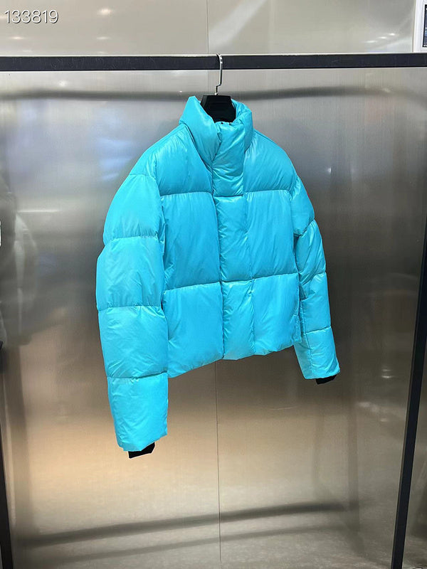 La doudoune Canada Goose Parka Femme
Résultat de l'évolution emblématique de la marque Canada Goose, la doudoune Canada Goose Parka Femme