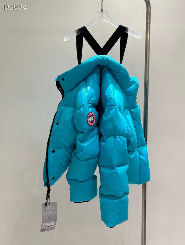 La doudoune Canada Goose Parka Femme
Résultat de l'évolution emblématique de la marque Canada Goose, la doudoune Canada Goose Parka Femme