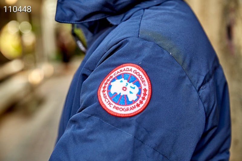 la Doudoune Canada G00se Femme est un témoignage de l'engagement de Canada G00se à combiner style au meilleur prix.  Le moins cher.