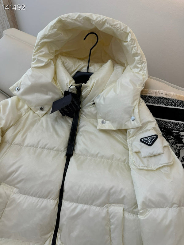 Les doudounes Prada  femme offrent une élégance et une performance inégalées.
De plus, au meilleur prix.  Le moins cher. YourStyles.fr référence sur la