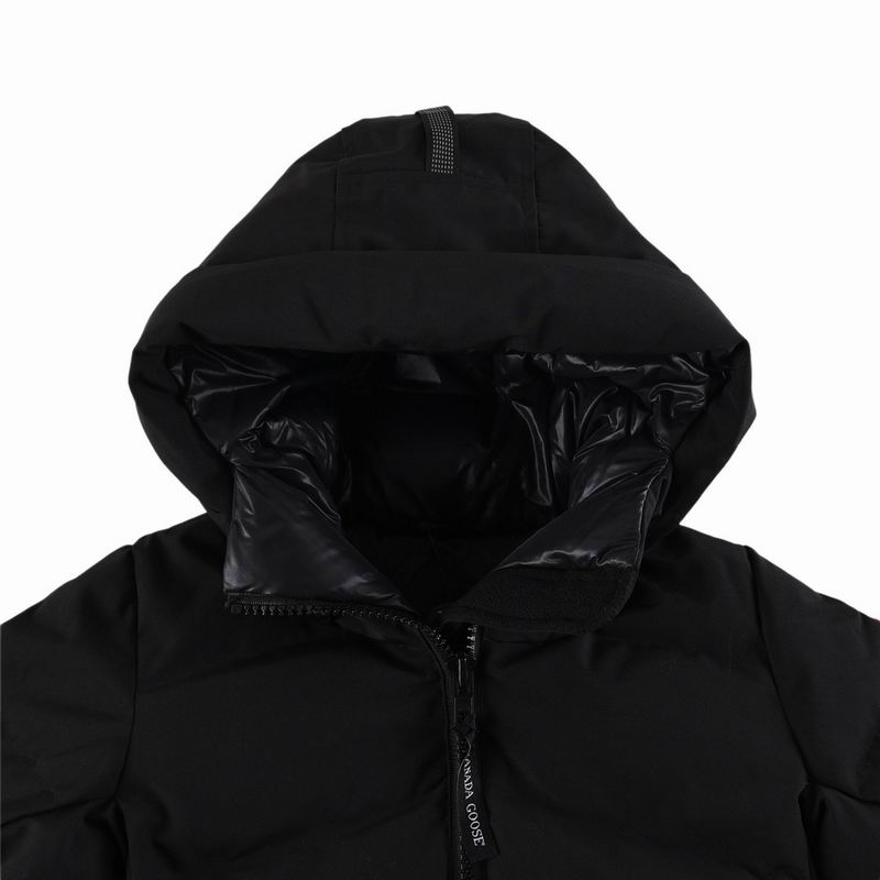La doudoune Canada Goose Parka Femme
Résultat de l'évolution emblématique de la marque Canada Goose, la doudoune Canada Goose Parka Femme