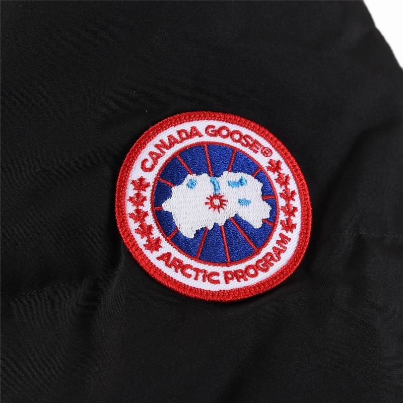 La doudoune Canada Goose Parka Femme
Résultat de l'évolution emblématique de la marque Canada Goose, la doudoune Canada Goose Parka Femme