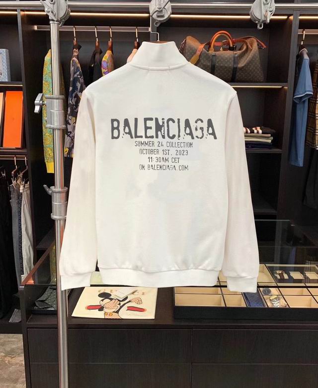 Les ensembles survêtement Balenciaga allient performance et style. Leur design avant-gardiste et leur qualité supérieure. Pas cher. Le moins cher.