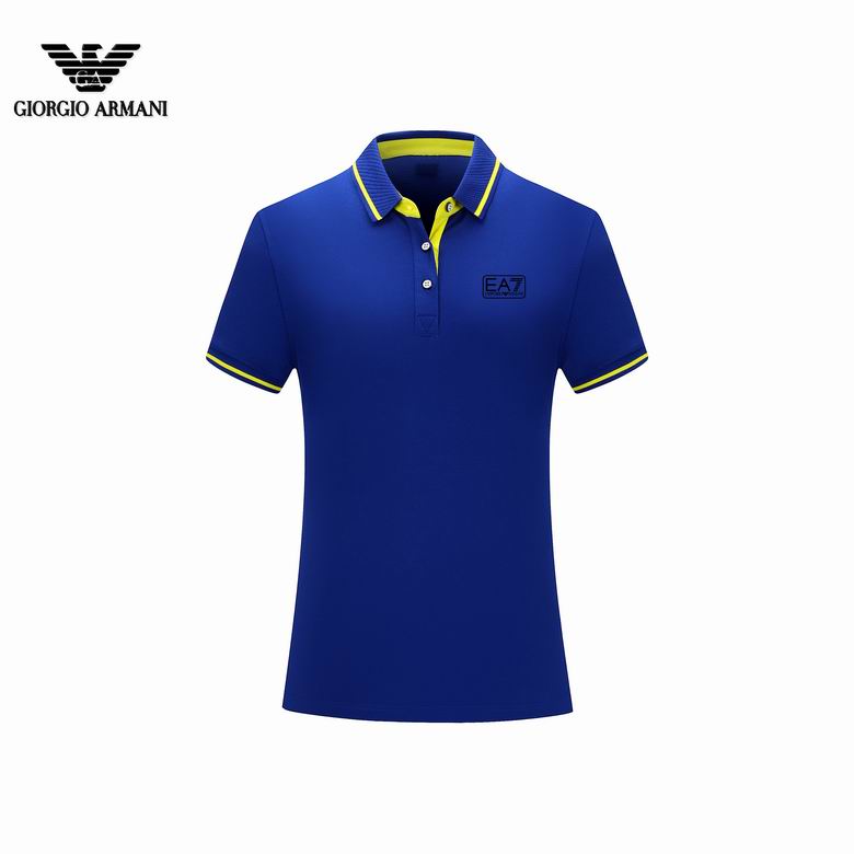 Les polos Armani pour homme reflètent l’élégance raffinée et le savoir-faire emblématique de la maison italienne. Au meilleur prix