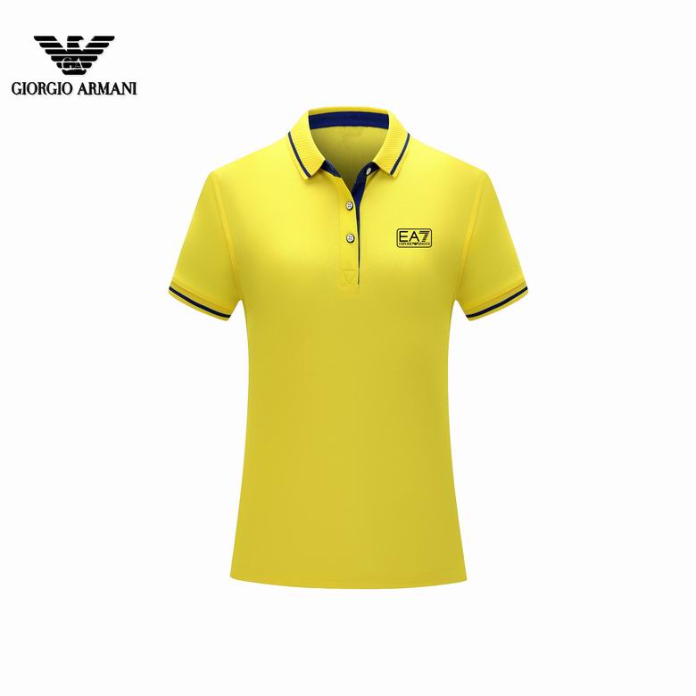 Les polos Armani pour homme reflètent l’élégance raffinée et le savoir-faire emblématique de la maison italienne. Au meilleur prix