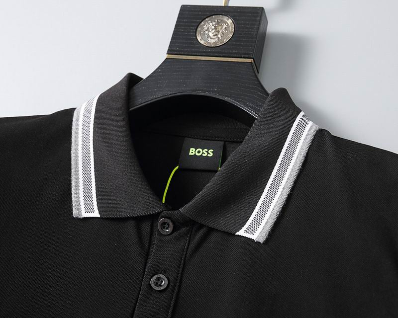 Les polos Hugo Boss pour homme reflètent l’élégance raffinée et le savoir-faire emblématique de la maison italienne. Au meilleur prix